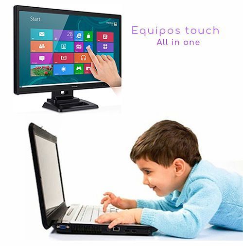 niños pequeños con la tecnología